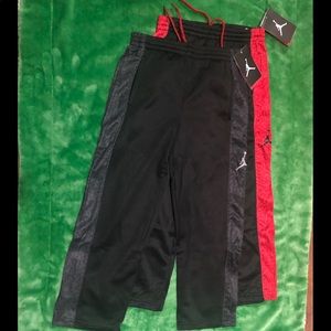 2 Pants NIKE Air Jordan Boys Track Pants Sz 6